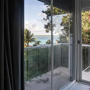 https://xiinbal-estudios.quintano-roohotels.com